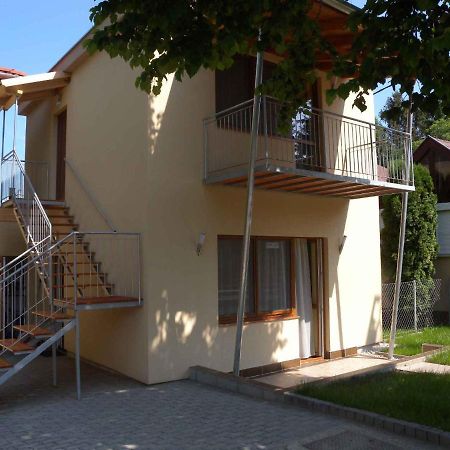 Apartment In Siofok/Balaton 19745 Balatonszabadi Fürdőtelep Exterior foto