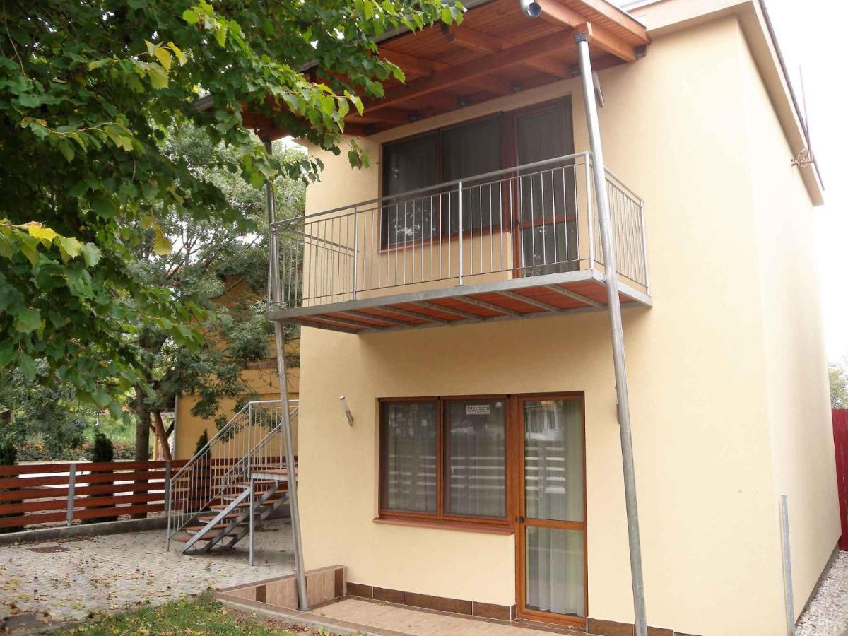 Apartment In Siofok/Balaton 19745 Balatonszabadi Fürdőtelep Exterior foto